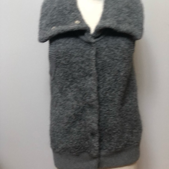 GAP Alpaca Wool blend shawl collar Fuzzy Grey sweater vest size large - Picture 4 of 10
